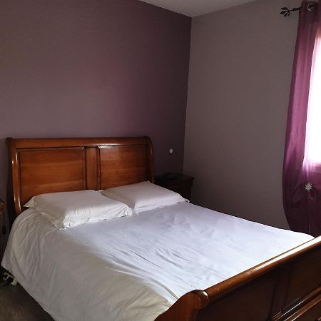 Chambre D'Hotes Chez L'Habitant Montlouis-sur-Loire Exteriör bild