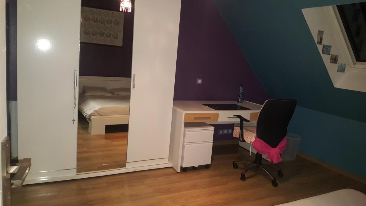 Chambre D'Hotes Chez L'Habitant Montlouis-sur-Loire Exteriör bild